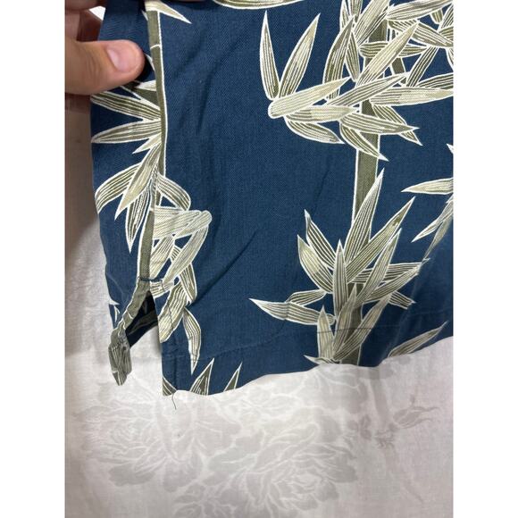 Jamaica Jaxx Button Up XXL Blue Palm Print 100% Silk Hawaiian Aloha Wood Buttons - Picture 2 of 12